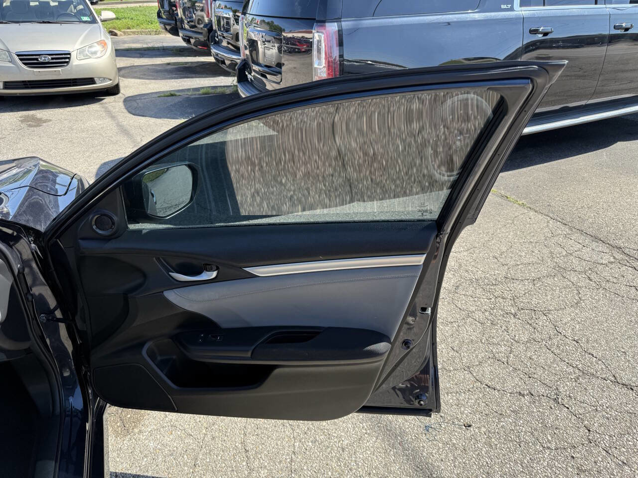 Used 2018 Honda Civic EX image 13