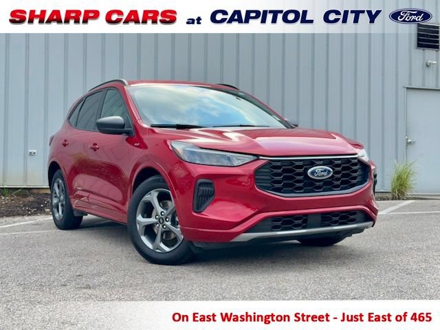 Used 2024 Ford Escape ST-Line w/ Tech Pack #1 FWD image 1
