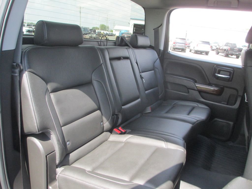 Used 2018 GMC Sierra 1500 SLT w/ SLT Premium Package AWD/4WD image 24