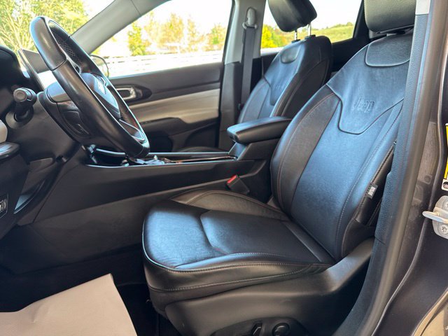 Used 2022 Jeep Compass Limited AWD/4WD image 13