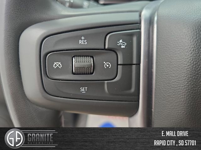 Used 2024 GMC Yukon XL SLT image 32