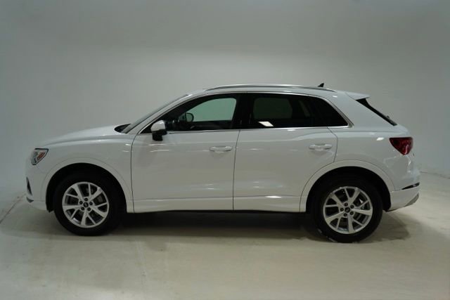 Used 2023 Audi Q3 2.0T Premium image 4
