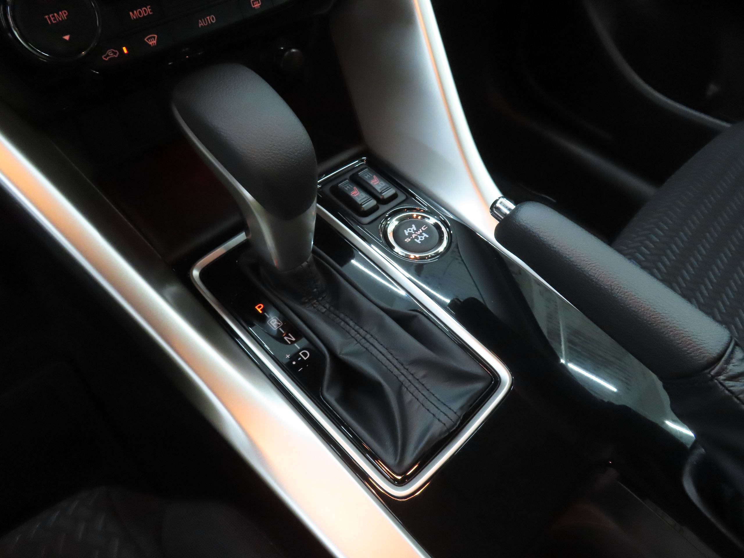 New 2026 Mitsubishi Eclipse Cross LE AWD/4WD image 16