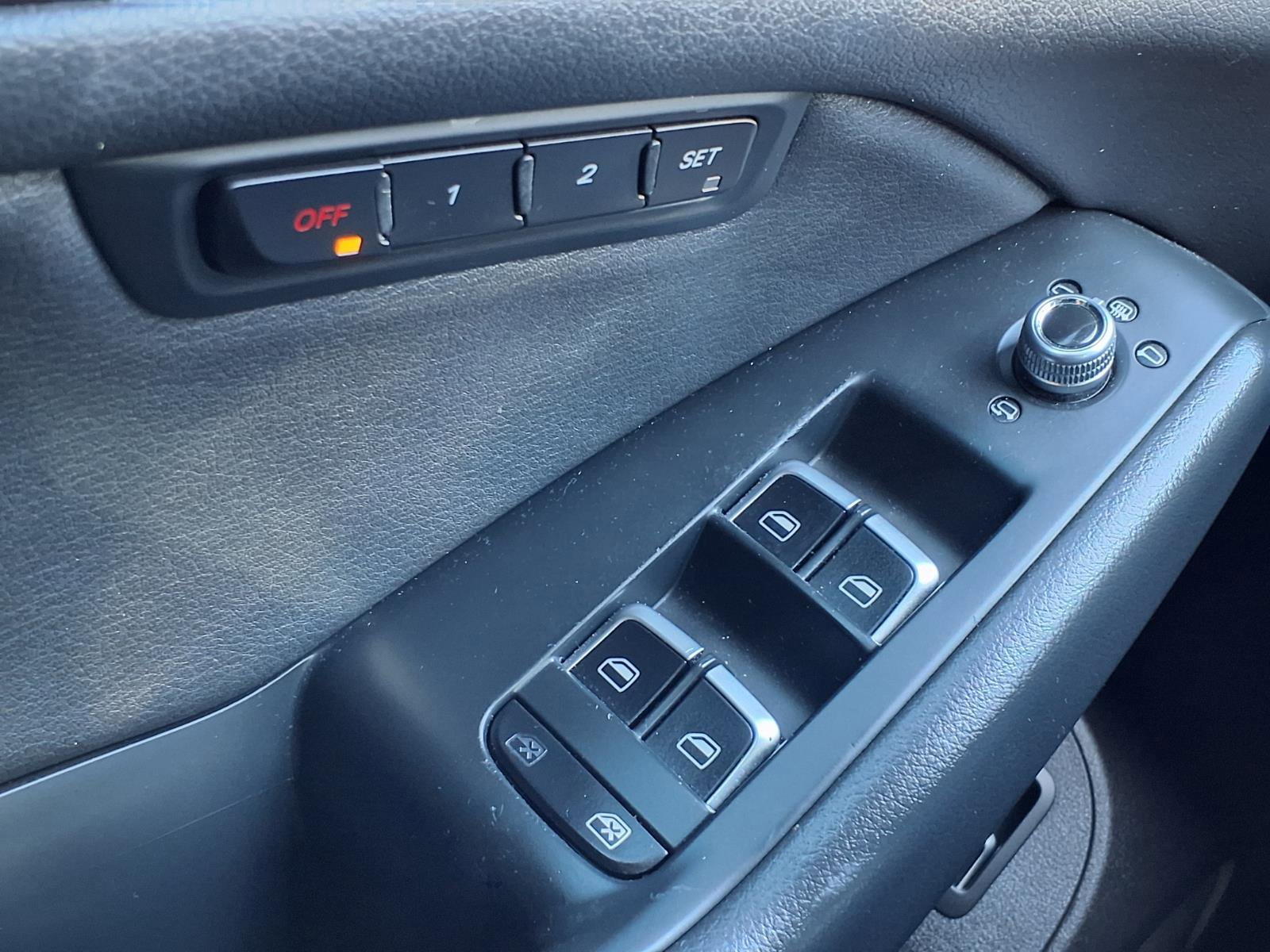 Used 2016 Audi Q5 2.0T Premium Plus w/ Technology Package image 9