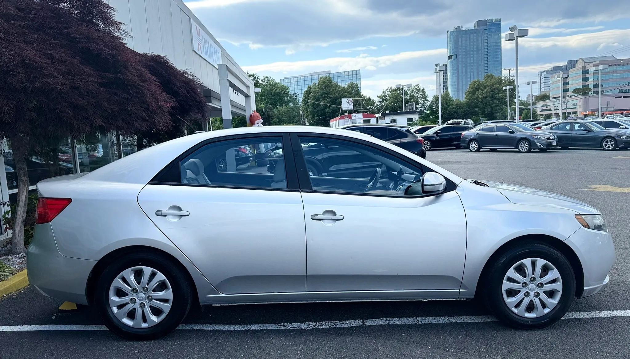 Used 2010 Kia Forte EX FWD image 8