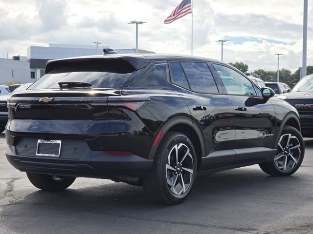 New 2026 Chevrolet Equinox EV LT image 14