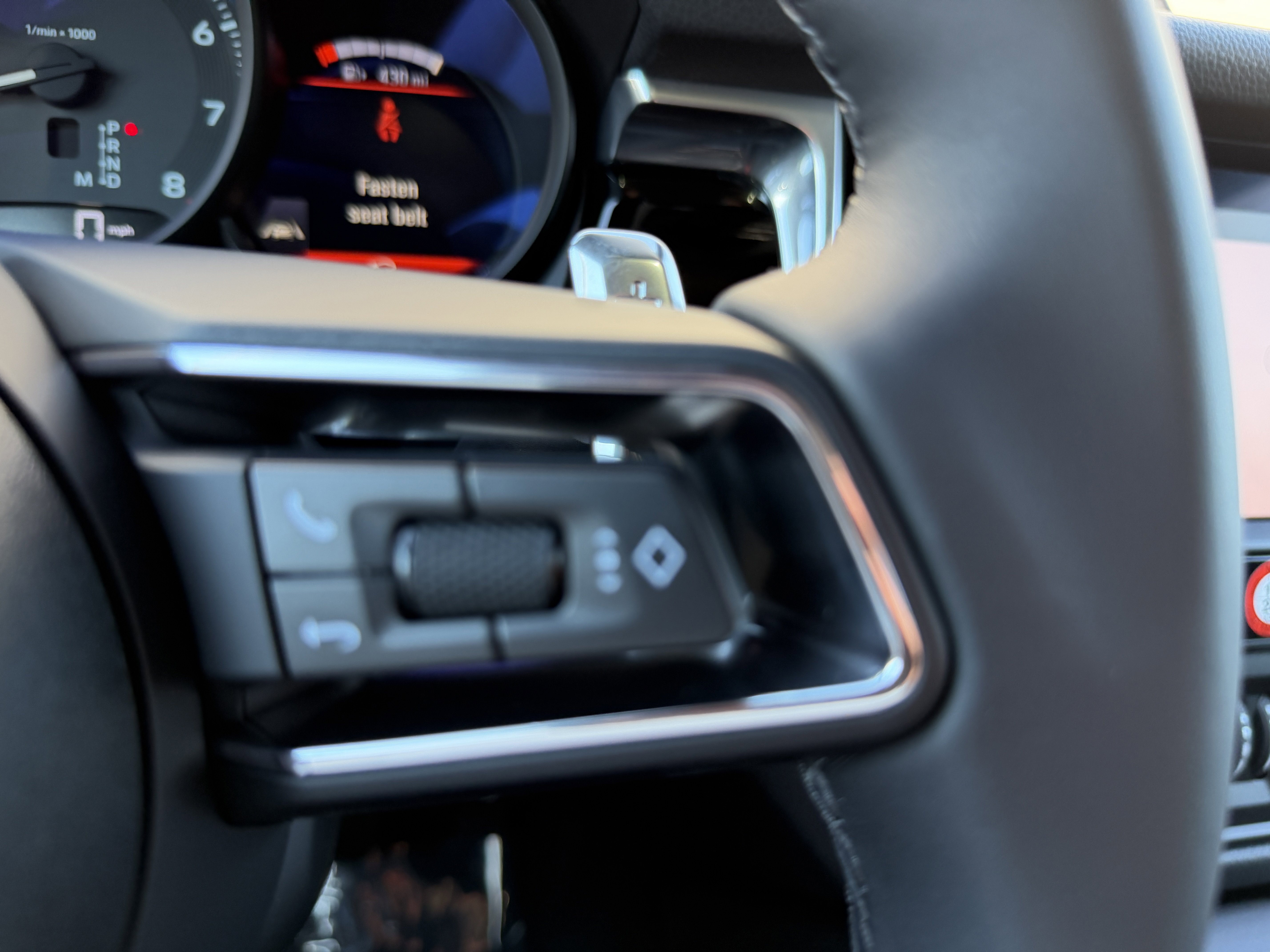 New 2025 Porsche Macan image 30