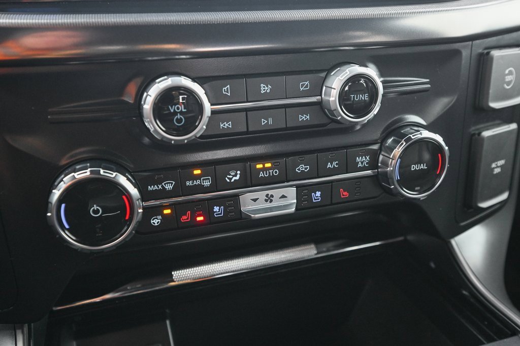 Used 2024 Ford F150 Lariat image 35