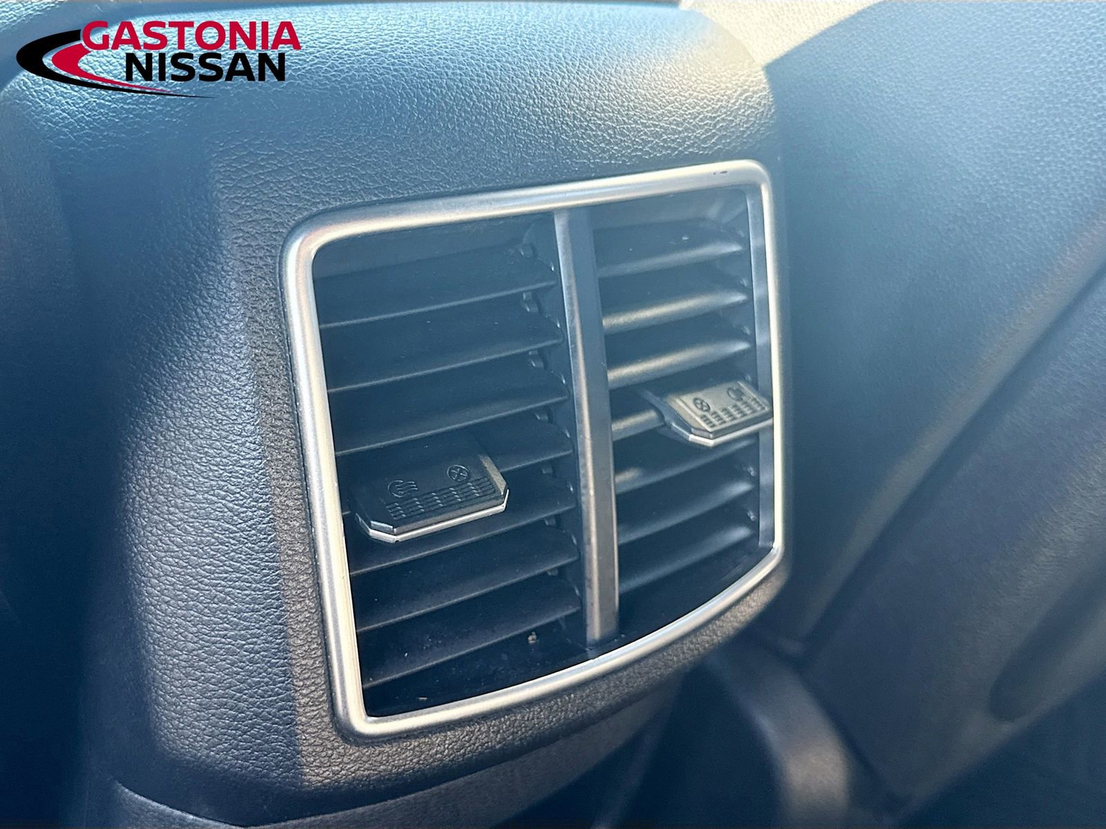 Used 2023 Kia Sportage X-Line w/ X-Line Premium Package AWD/4WD image 35