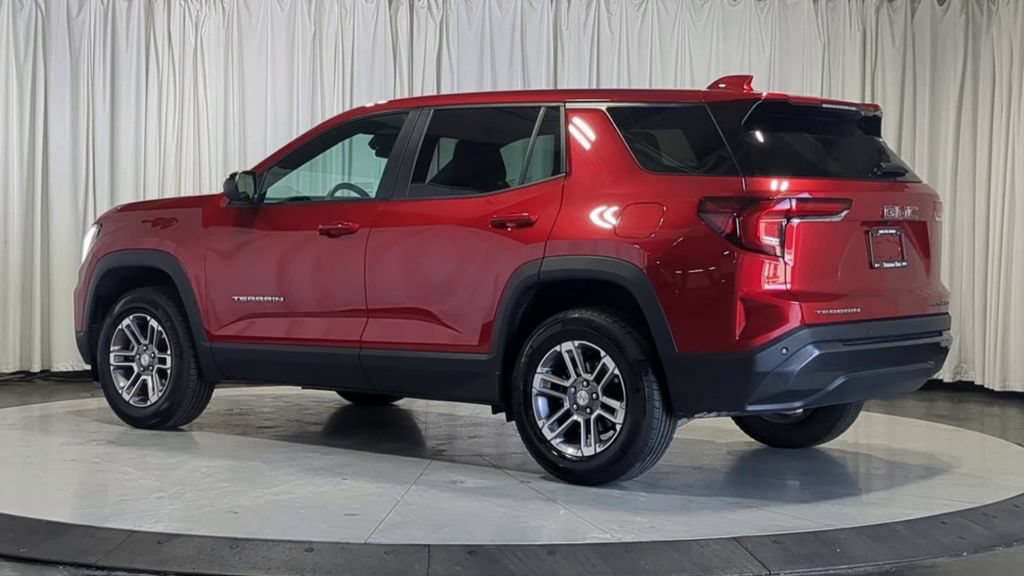 Used 2025 GMC Terrain Elevation FWD image 8