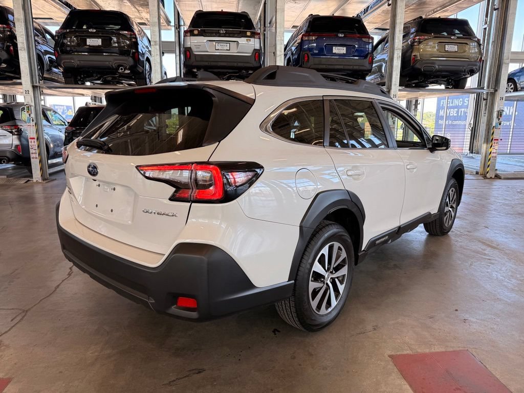 Certified 2025 Subaru Outback Premium AWD/4WD image 3