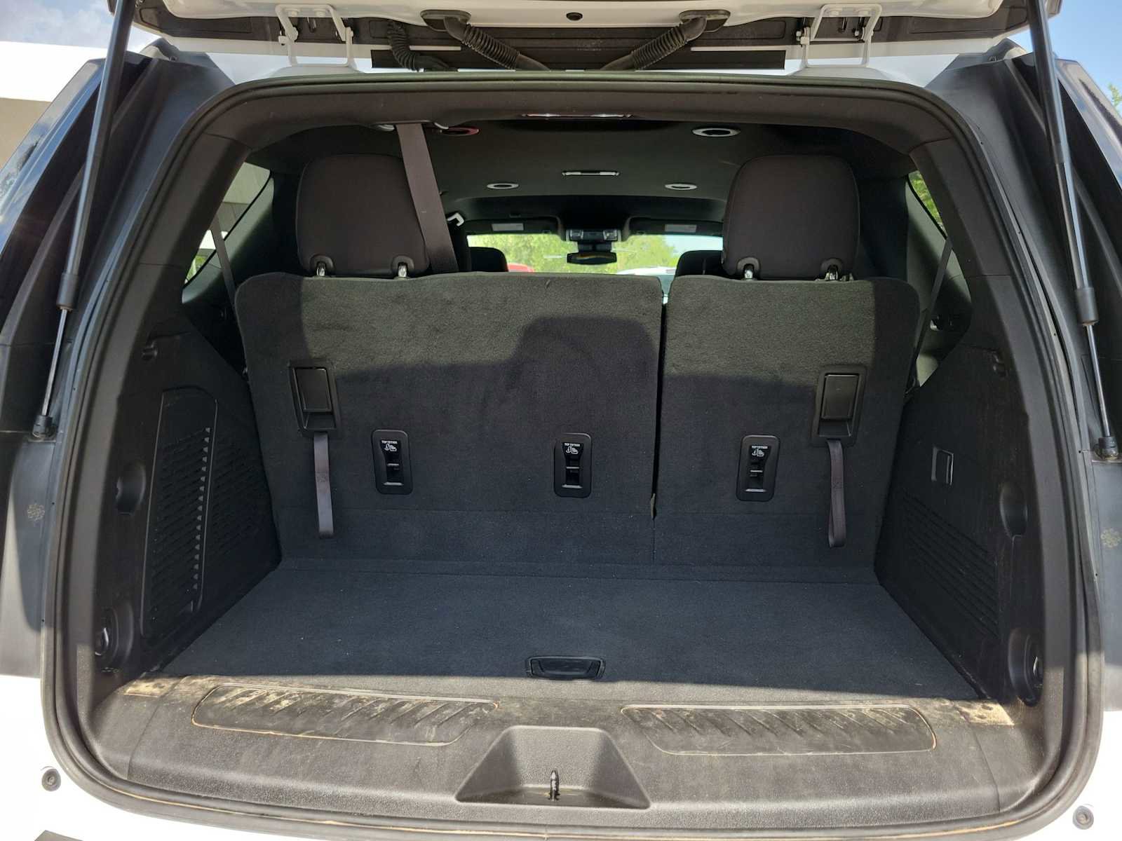 Used 2023 Chevrolet Tahoe LS image 19