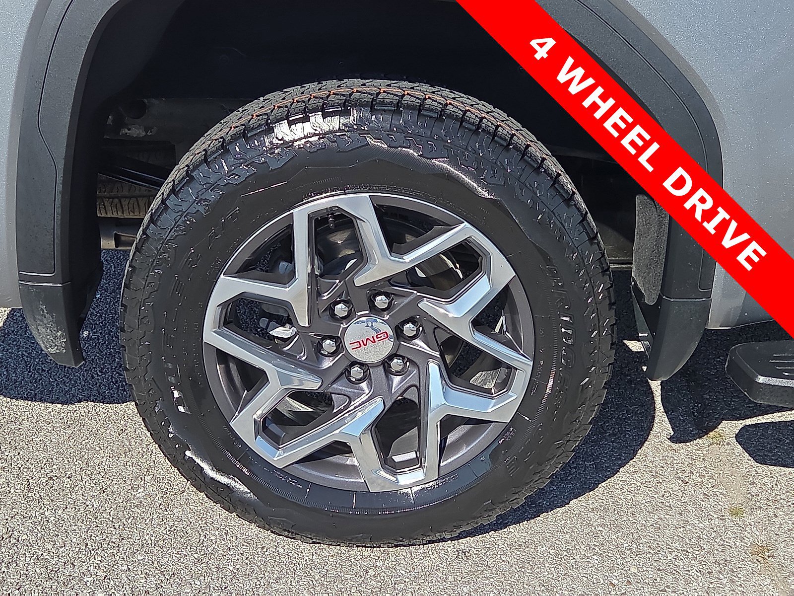 Used 2023 GMC Sierra 1500 SLT image 7