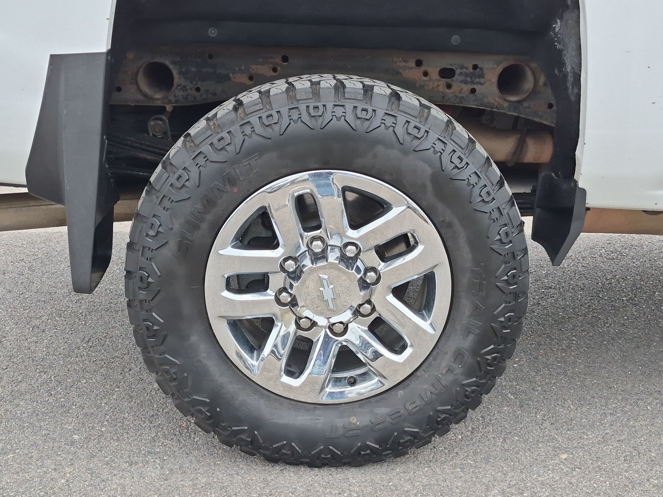 Used 2019 Chevrolet Silverado 2500 LT w/ Z71 Package, Off-Road AWD/4WD image 12