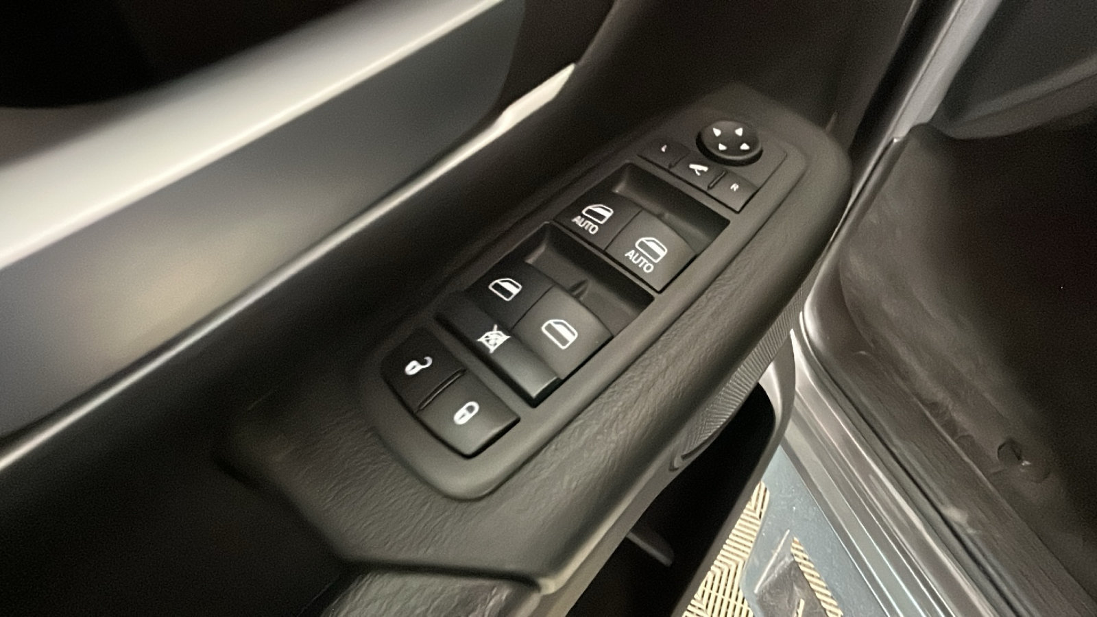 Used 2022 RAM 1500 Big Horn AWD/4WD image 13