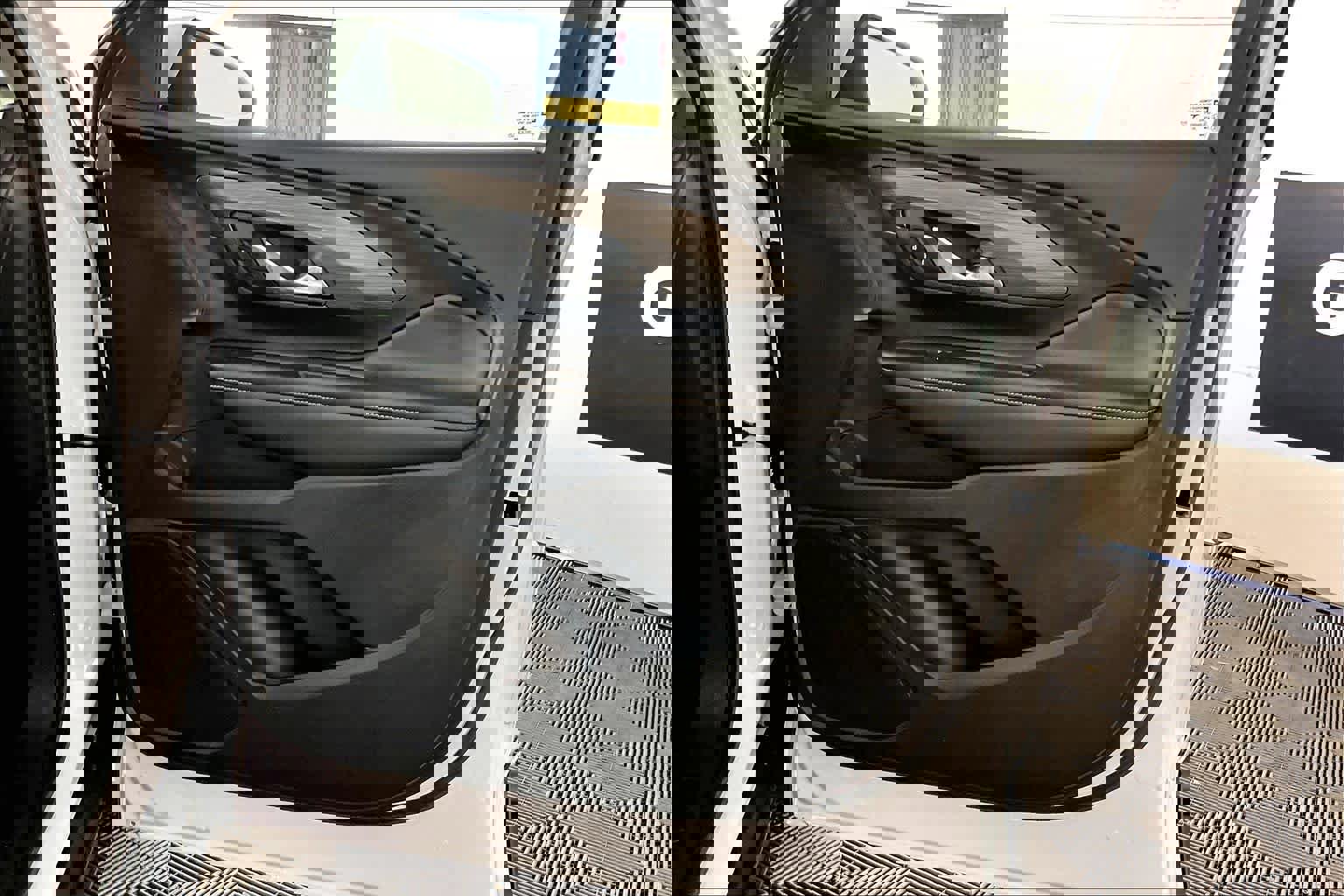 Certified 2021 GMC Terrain SLT w/ LPO, Floor Liner Package image 22