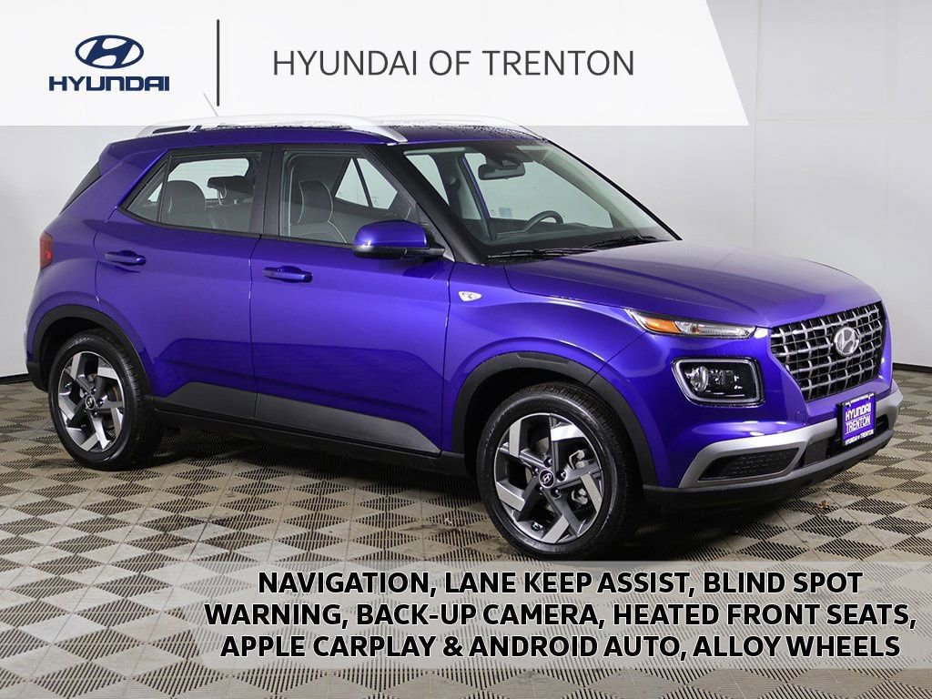 Certified 2025 Hyundai Venue Limited FWD image 1