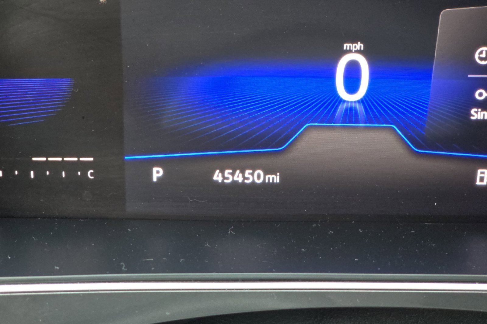 Used 2022 Volkswagen Tiguan SE image 29