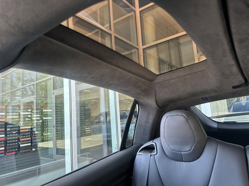 Used 2024 Tesla Model X image 31