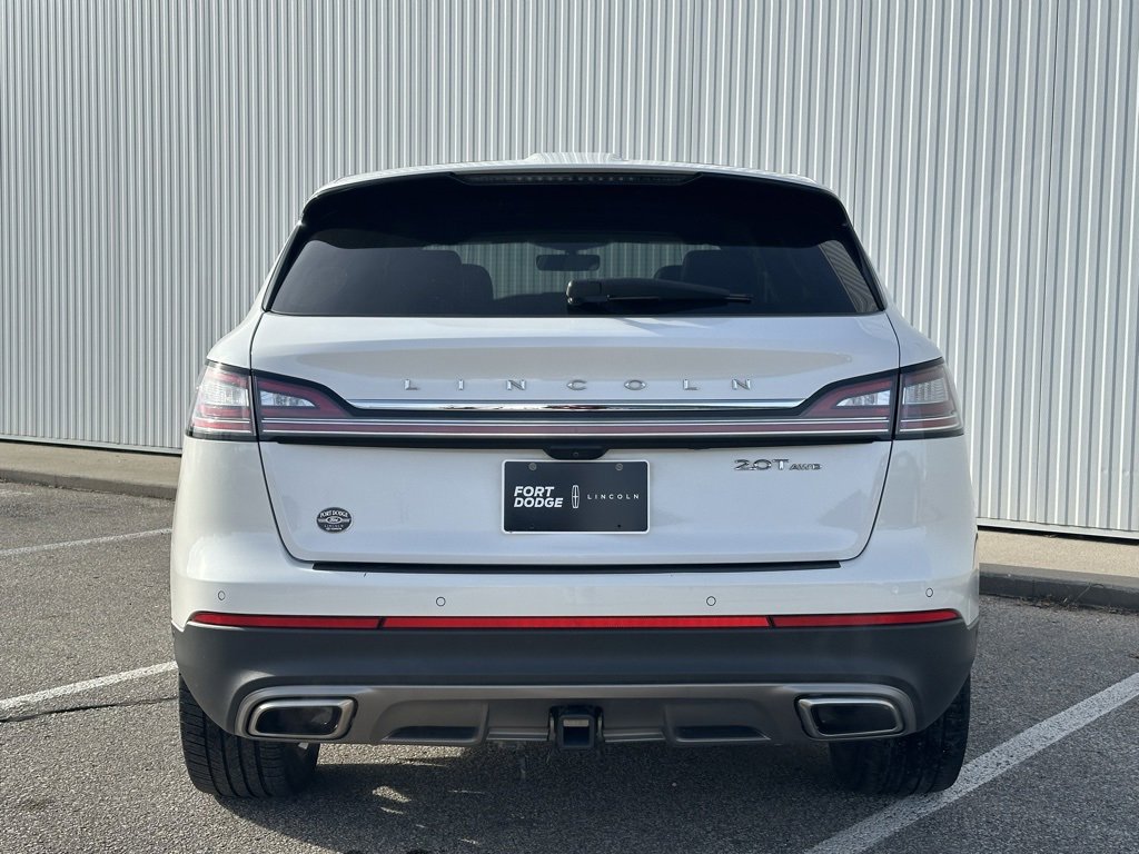 Used 2020 Lincoln Nautilus Reserve w/ Equipment Group 202A image 4