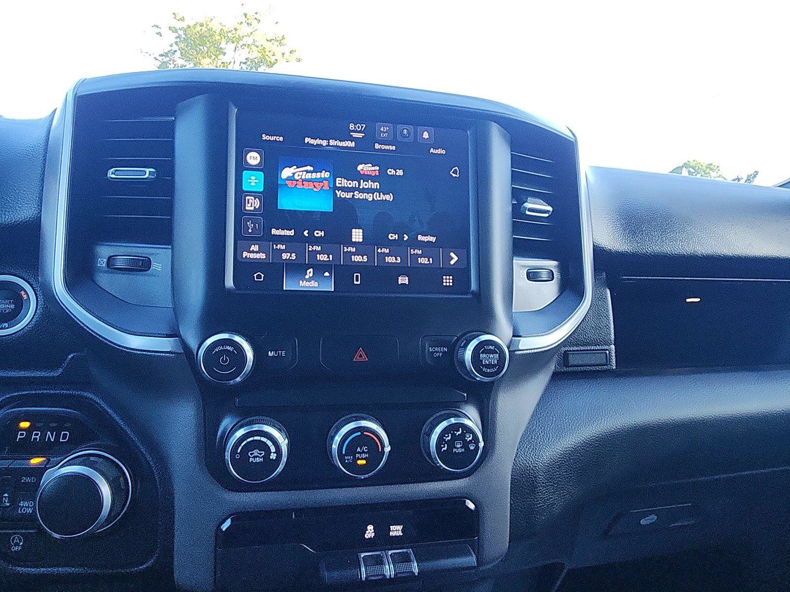 Used 2022 RAM 1500 Big Horn AWD/4WD image 14