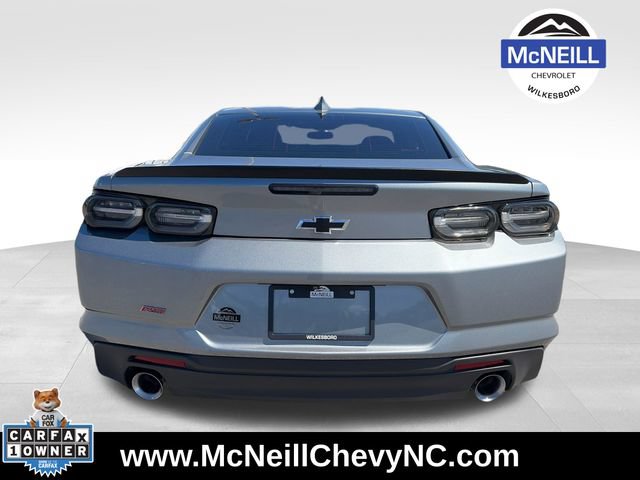 Used 2024 Chevrolet Camaro LT w/ RS Package RWD image 7