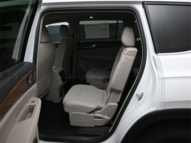 New 2026 Volkswagen Atlas SE image 11