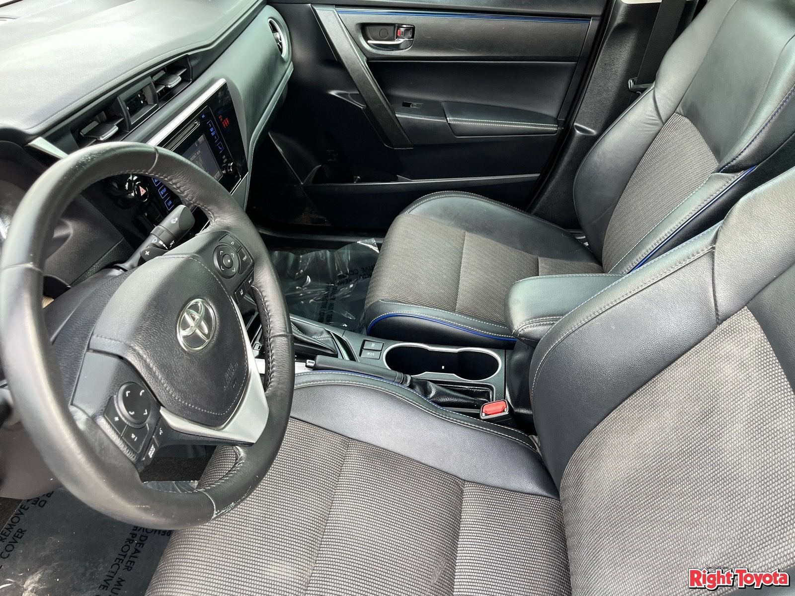 Certified 2018 Toyota Corolla SE FWD image 21