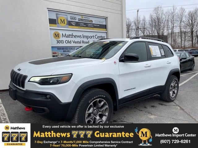 Used 2022 Jeep Cherokee Trailhawk image 1
