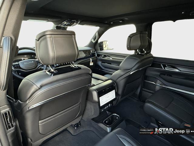 New 2026 Jeep Grand Wagoneer L Summit image 19