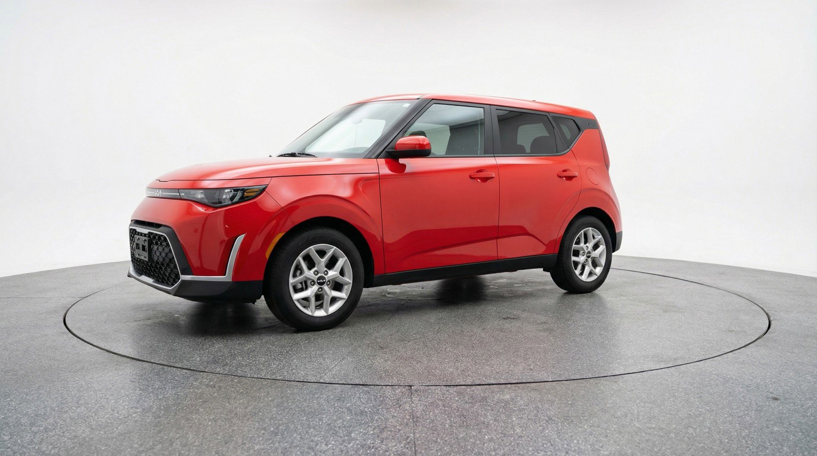 Used 2025 Kia Soul LX w/ LX Technology Package image 3