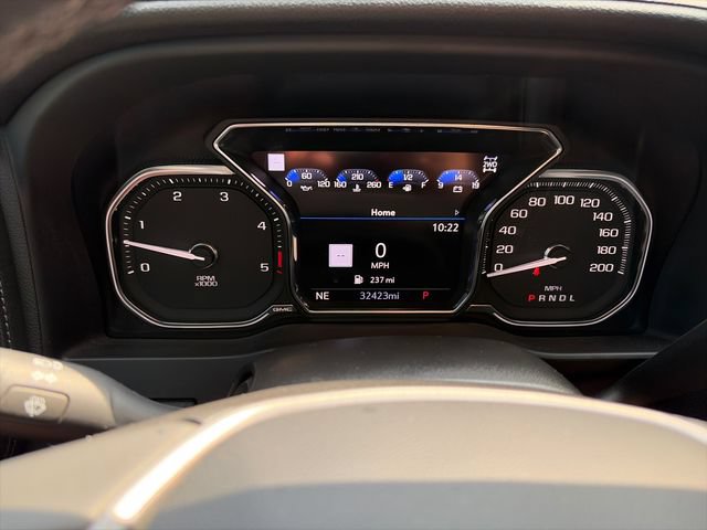 Used 2023 GMC Sierra 3500 Denali w/ Denali Black Diamond Edition AWD/4WD image 22
