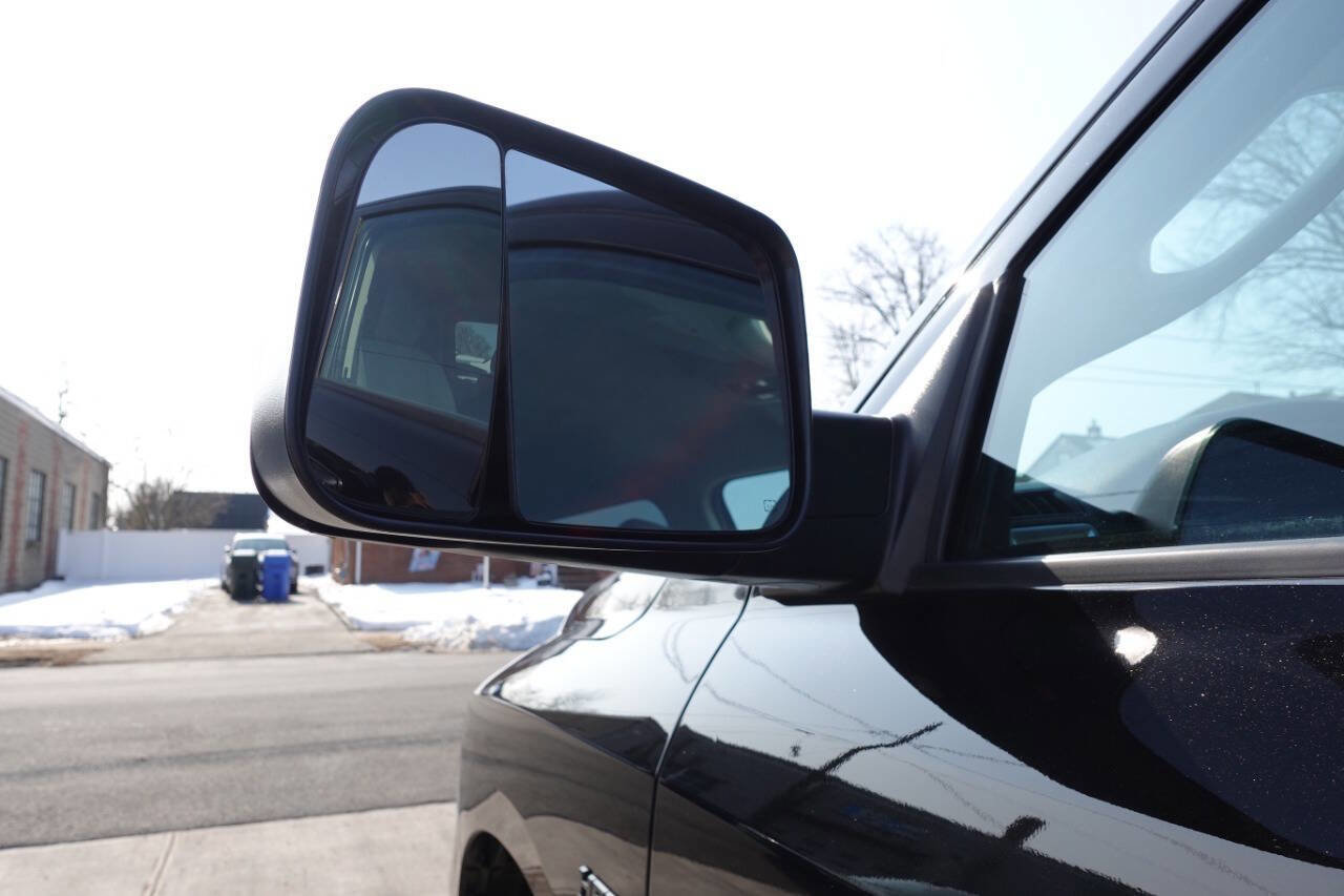 Used 2022 RAM 1500 Classic SLT w/ Electronics Convenience Group image 12