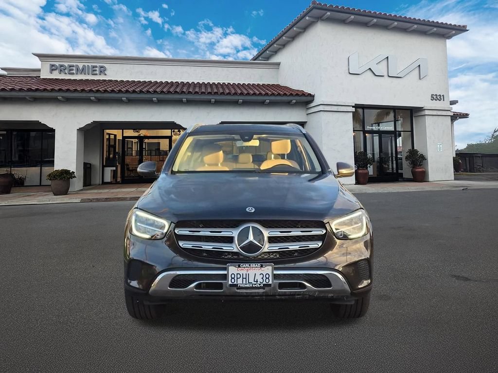 Used 2020 Mercedes-Benz GLC 300 image 3