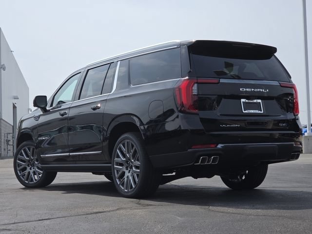New 2026 GMC Yukon XL Denali Ultimate AWD/4WD image 17