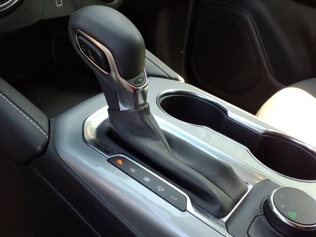 Used 2025 Chevrolet Blazer LT FWD image 14