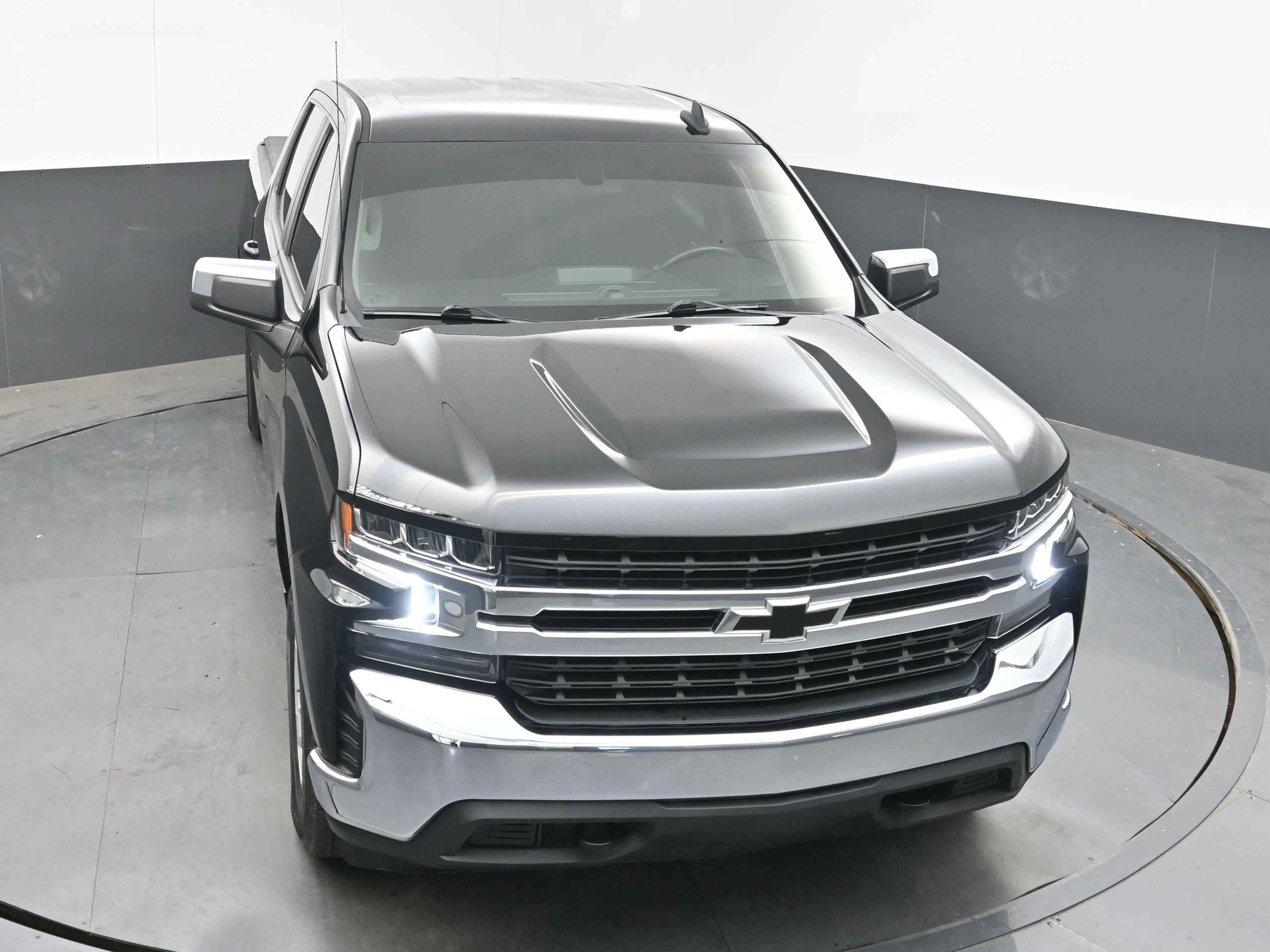 Used 2022 Chevrolet Silverado 1500 LT AWD/4WD image 29
