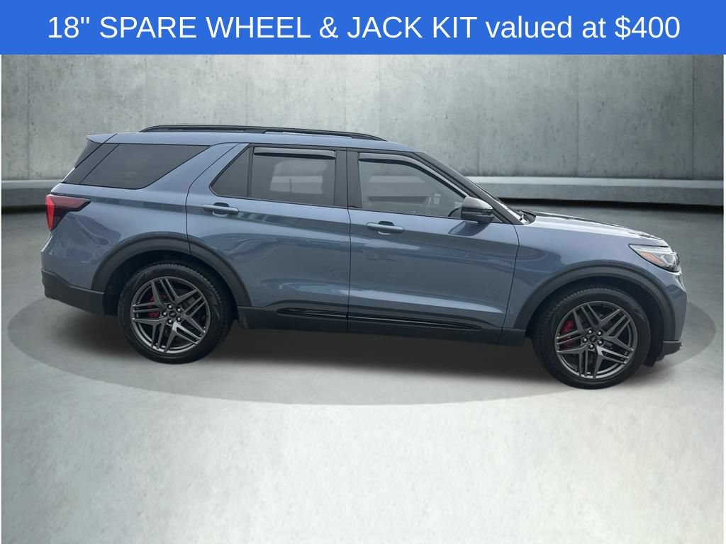 Used 2025 Ford Explorer ST w/ Sun And Sound Package AWD/4WD image 8