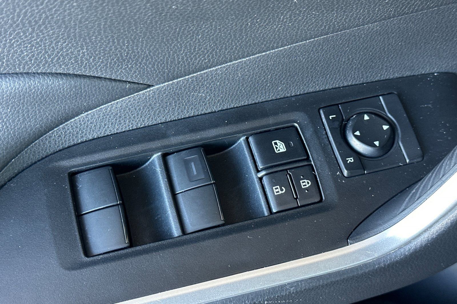 Certified 2025 Toyota RAV4 LE image 14