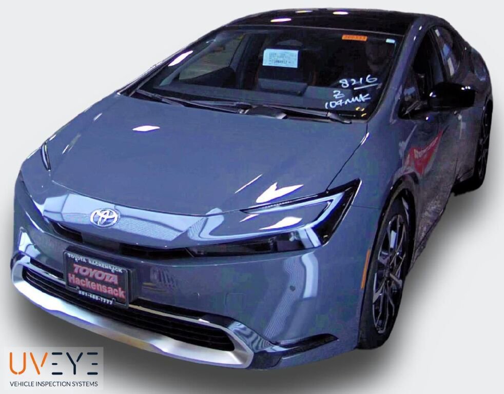 New 2026 Toyota Prius Plug-In Hybrid image 2