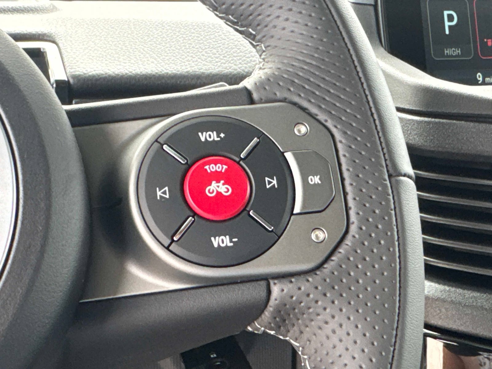 New 2025 INEOS Grenadier Fieldmaster Edition image 29