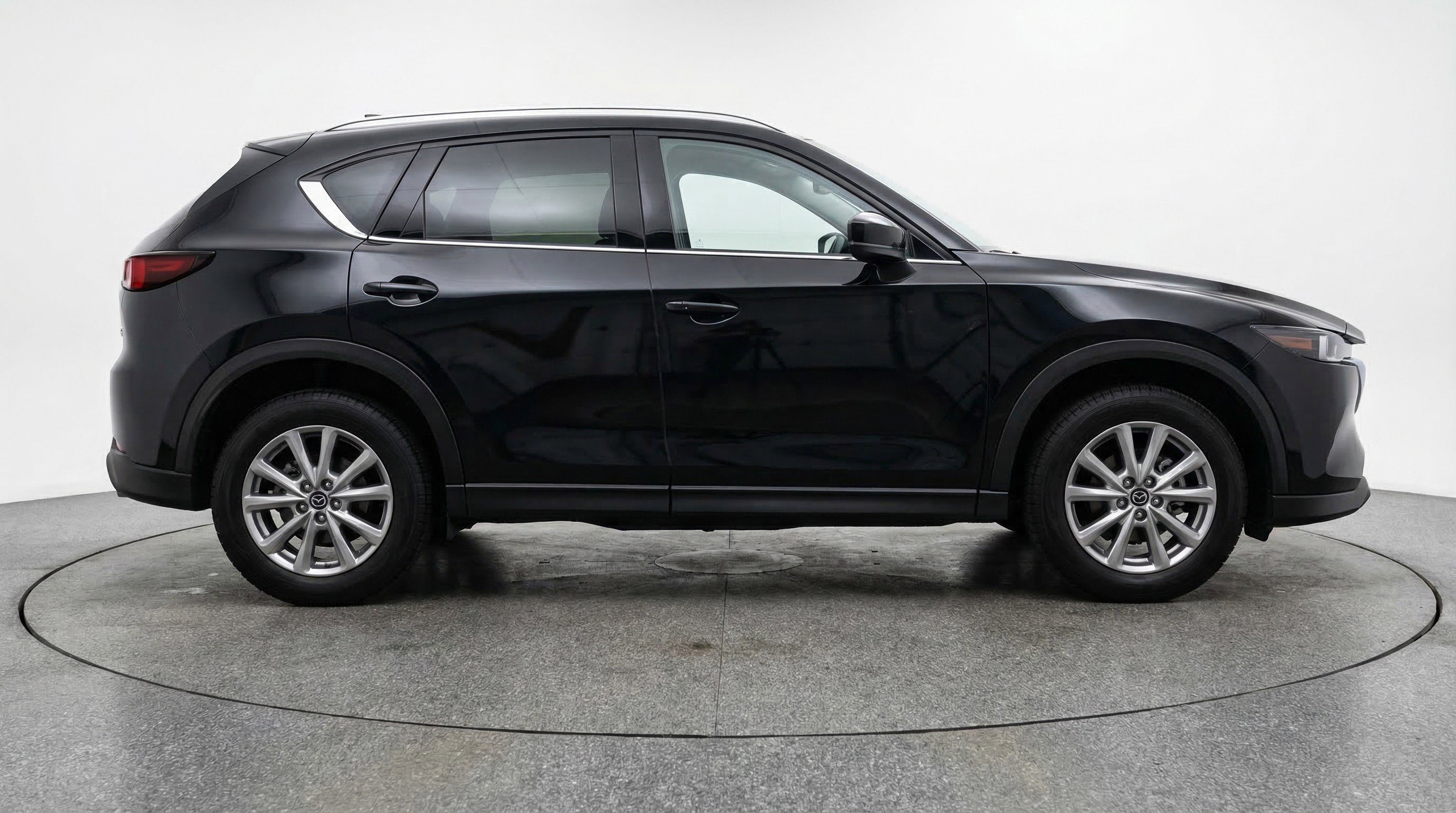 Used 2024 MAZDA CX-5 AWD 2.5 S w/ Select Package image 11