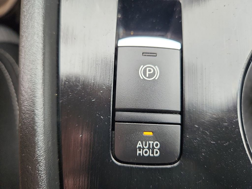 Used 2023 Nissan Rogue SV AWD/4WD image 23