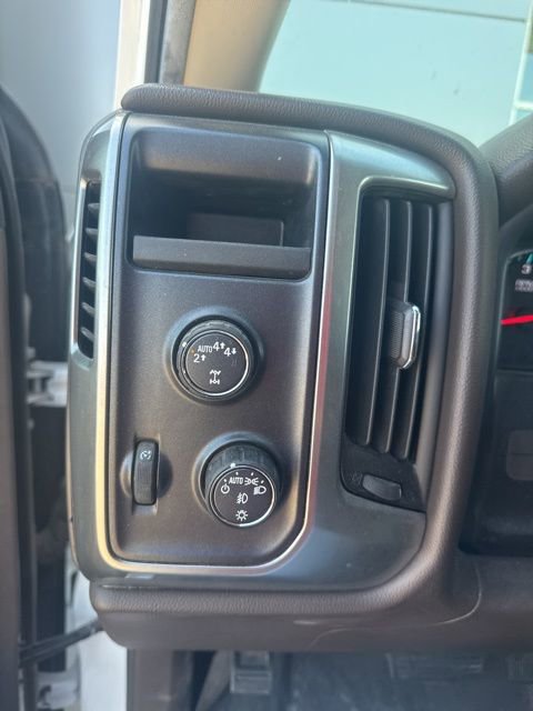 Used 2017 Chevrolet Silverado 1500 LT w/ Texas Edition image 4