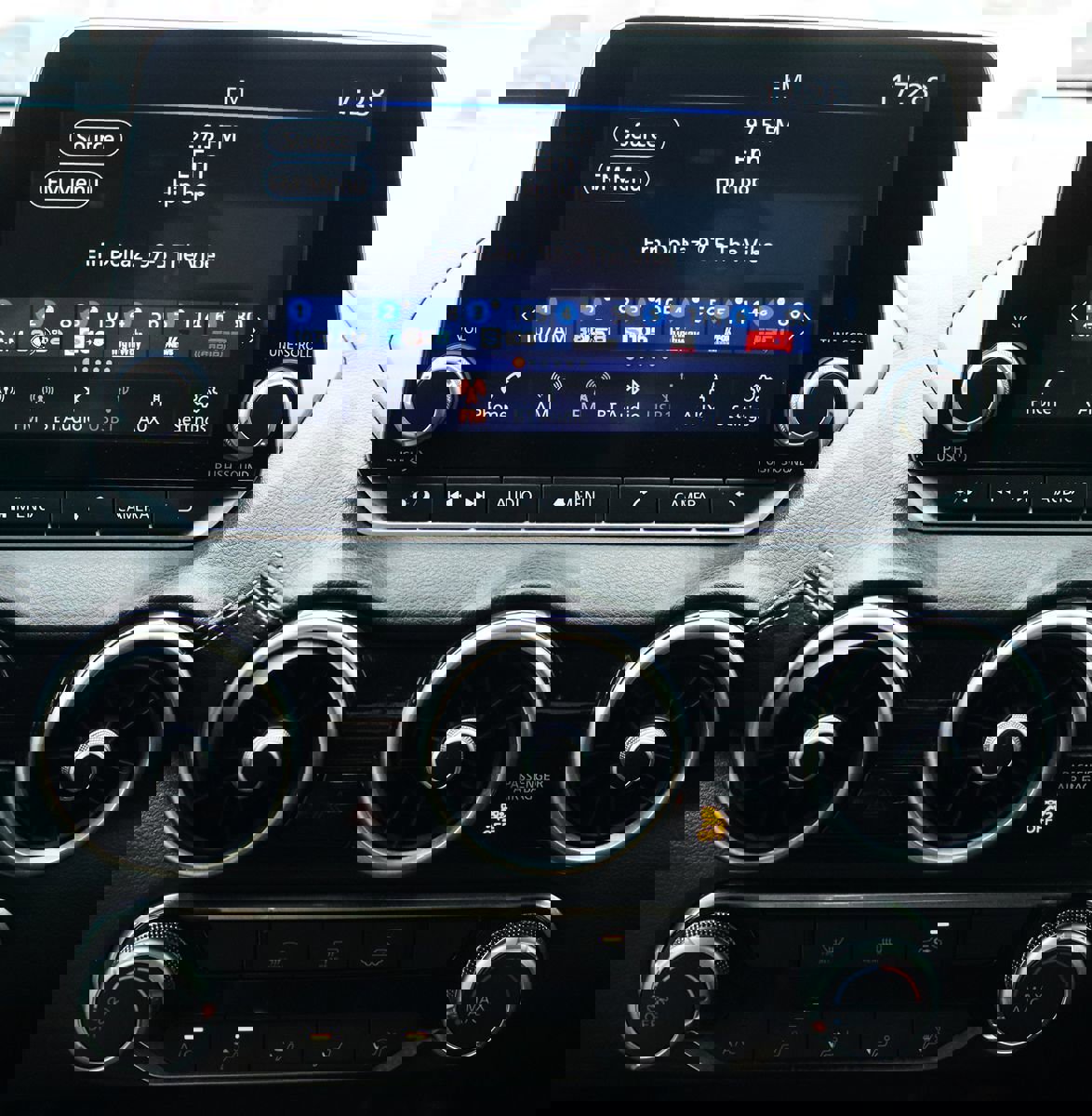 Used 2024 Nissan Sentra SV image 44