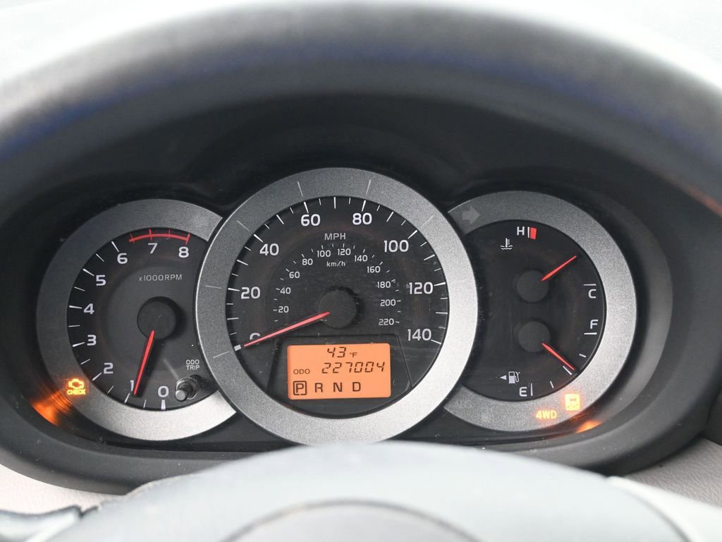 Used 2009 Toyota RAV4 4WD image 11