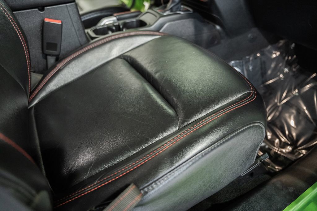 Used 2018 Jeep Wrangler Unlimited Rubicon image 35