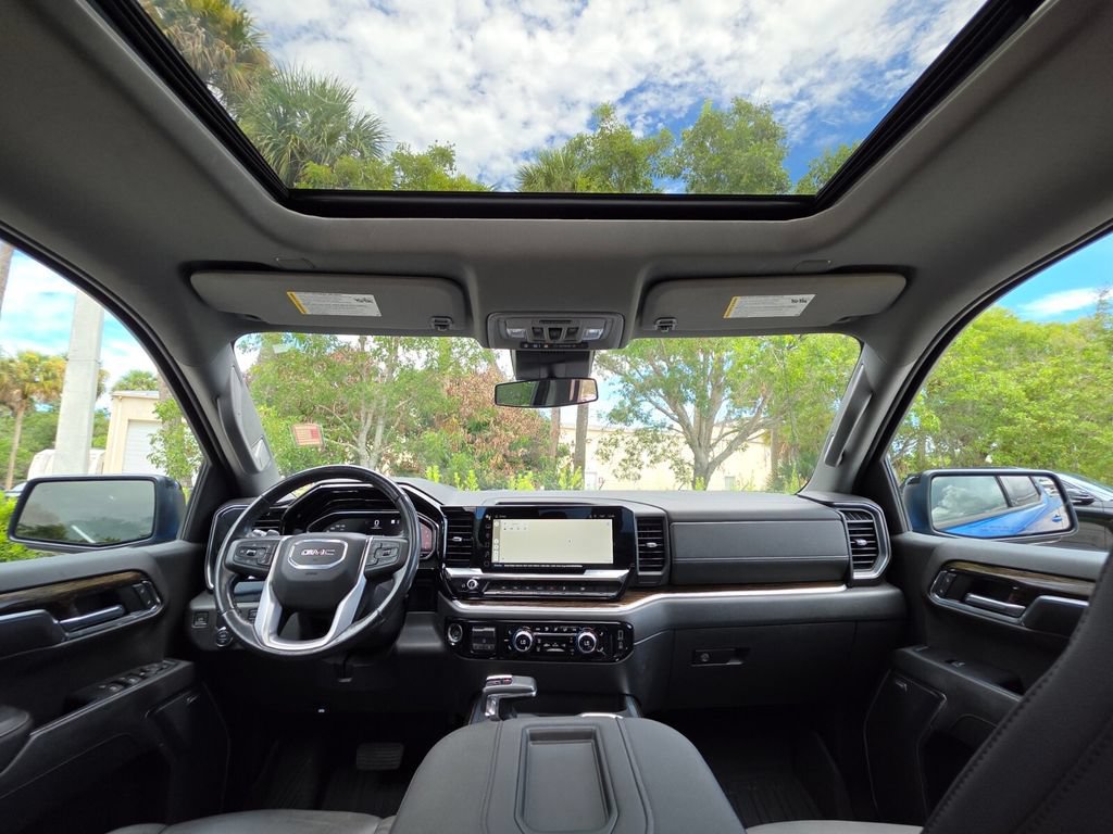 Used 2022 GMC Sierra 1500 Elevation w/ Elevation Premium Package RWD image 24