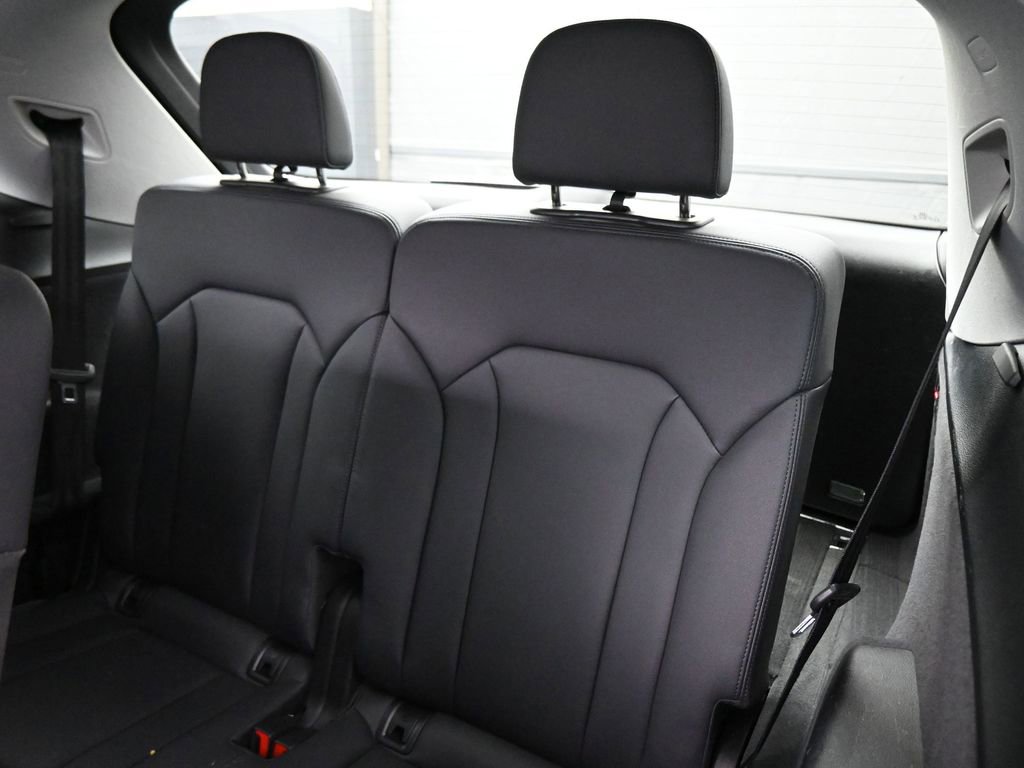 Used 2023 Audi Q7 3.0T Premium Plus image 18
