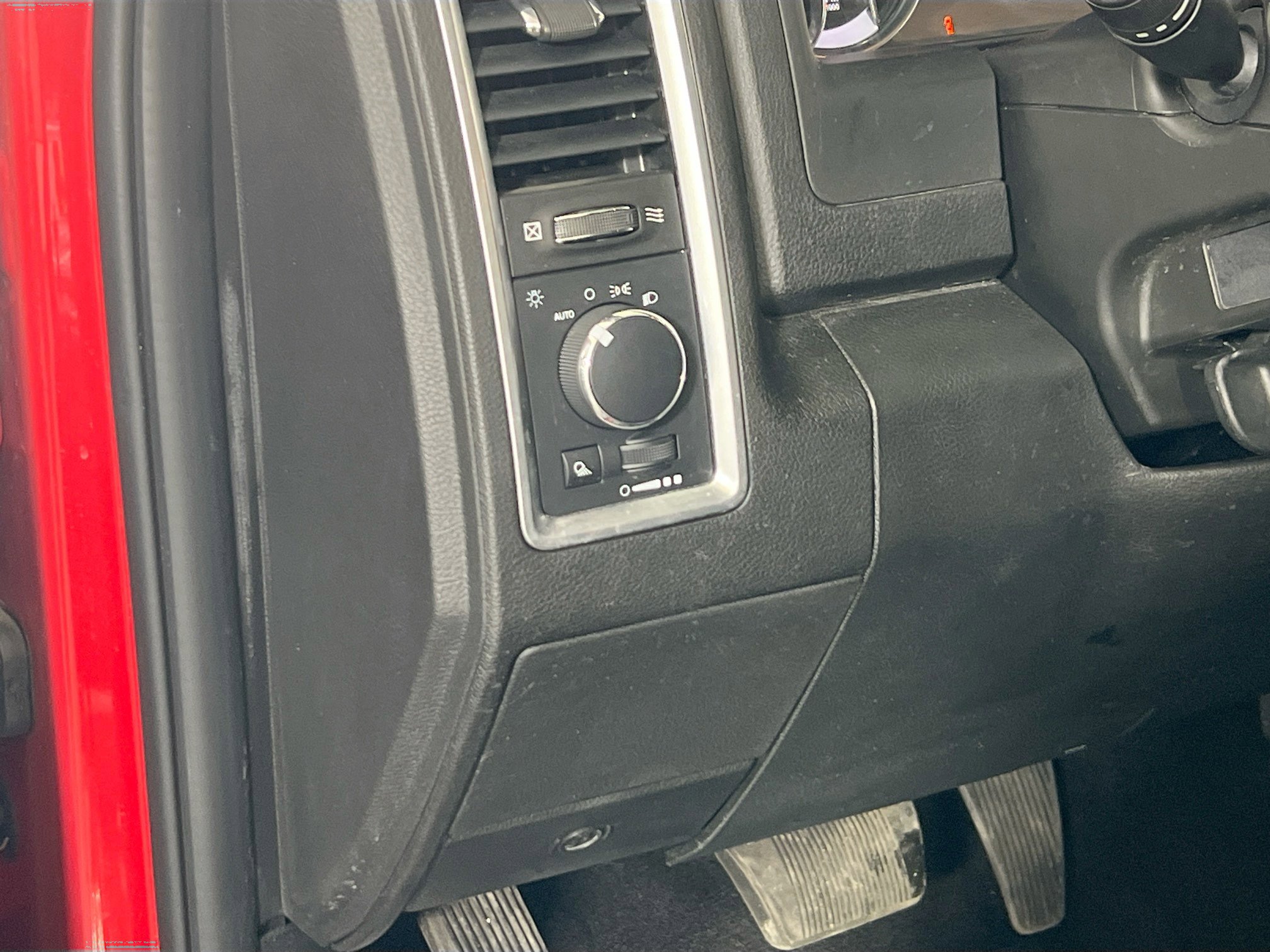 Used 2022 RAM 1500 Classic Warlock w/ Electronics Group image 10